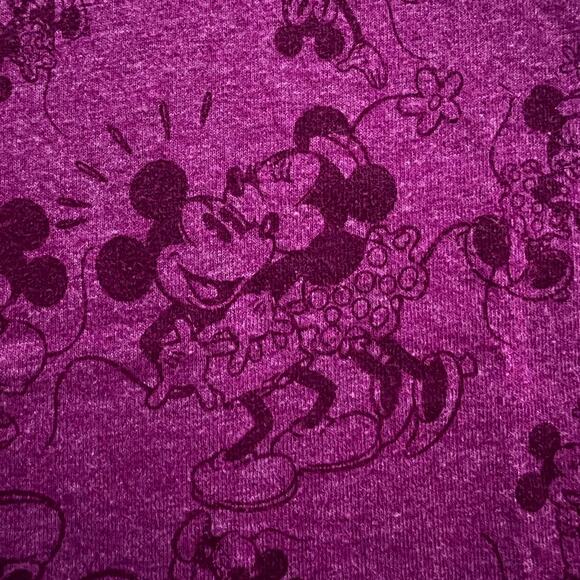 Disney Store Mickey & Minnie all over print purple Love t-shirt size medium - Picture 7 of 7